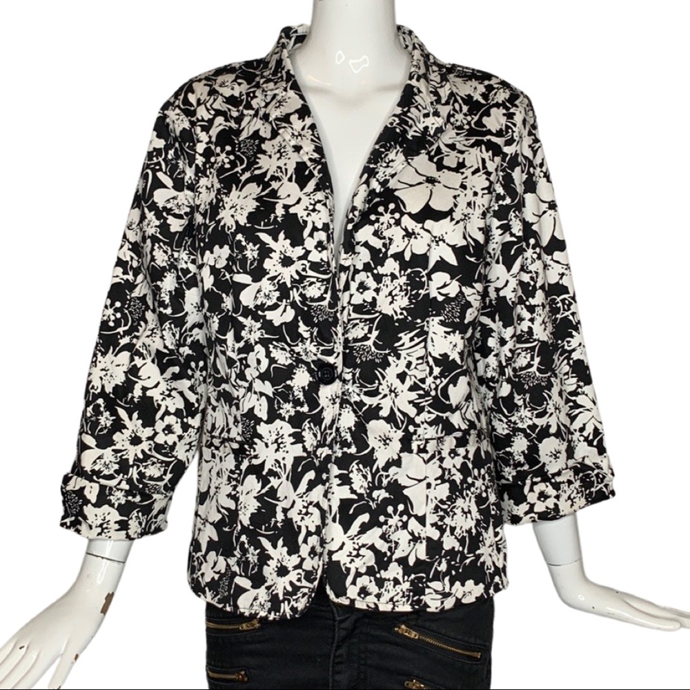 Covington women’s blazer